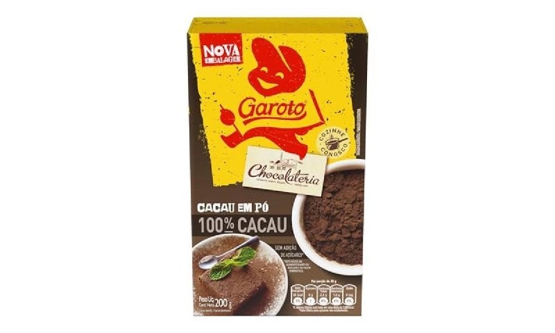 Pacote de Garoto Cacau em Pó 200g com design amarelo e vermelho, destacando o nome da marca e a quantidade