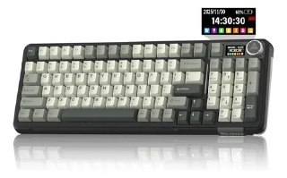 Teclado mecânico Solakaka A99pro na cor preta com teclas cinza e brancas, exibindo uma tela TFT no canto superior direito e um botão giratório.