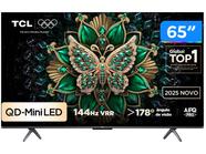 Smart TV TCL de 65 polegadas com tela exibindo arte de borboleta colorida, bordas finas e base de suporte, com selos de tecnologia MiniLED e 144Hz VRR visíveis na tela.