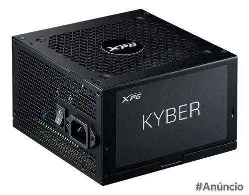 Fonte XPG Kyber 850W 80 Plus Gold com cabo KYBER850G-BKCBR na cor preta, vista frontal com detalhes do design e certificação