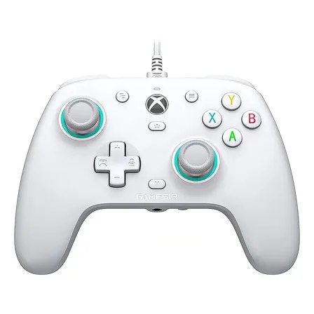 Controle GameSir G7 SE na cor branca com botões coloridos, analógicos com bordas em azul claro e cabo conectado na parte superior