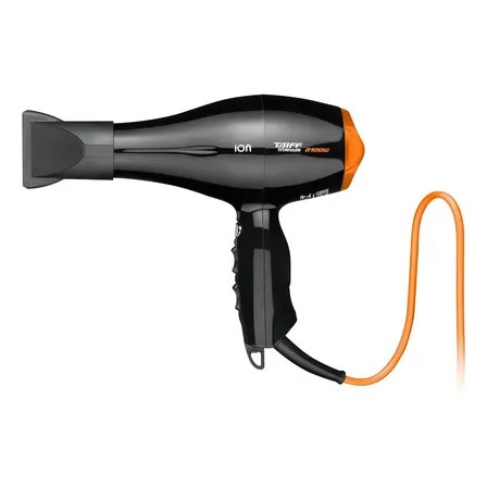 Secador de cabelo Taiff Titanium Colors na cor preta com detalhes em laranja, acompanhado de bico direcionador e cabo de energia laranja.
